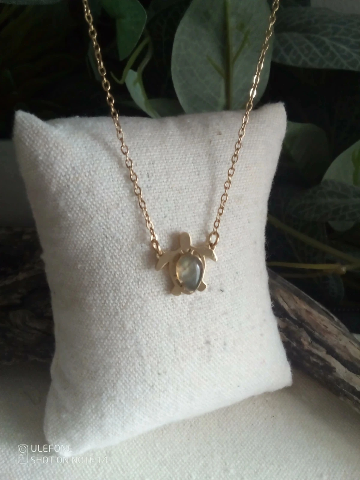 Collier tortue pierre de labradorite